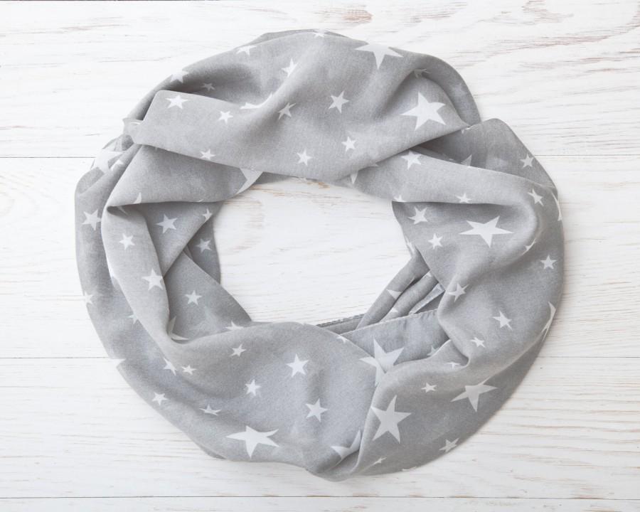 Свадьба - Summer Scarf with Stars Gray Womens Scarves Infinity Scarf Valentine's Day Gift, Girlfriend Gift, Bridesmaid Gift Idea, Beautiful Scarf