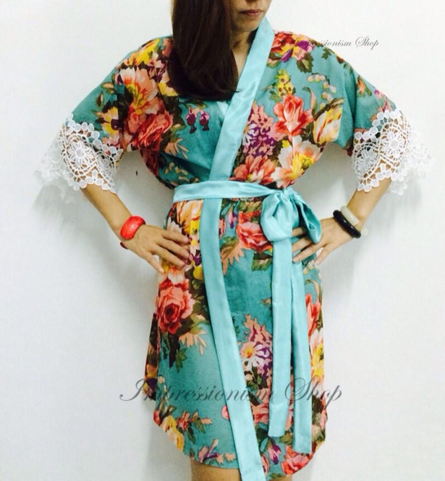 زفاف - For Bride Kimono robes bridesmaids robes Green Mint Color With Sleeve lace Trimming satin Green Color Blooms
