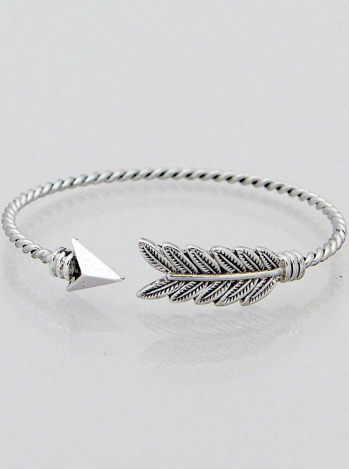 زفاف - Twisted Arrow Cuff Bracelet