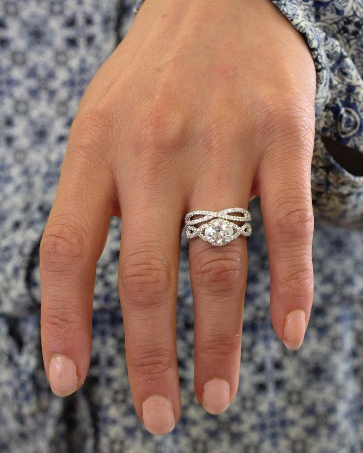 Wedding - 18K White Gold Entwined Halo Diamond Ring (1/3 Ct. Tw.)