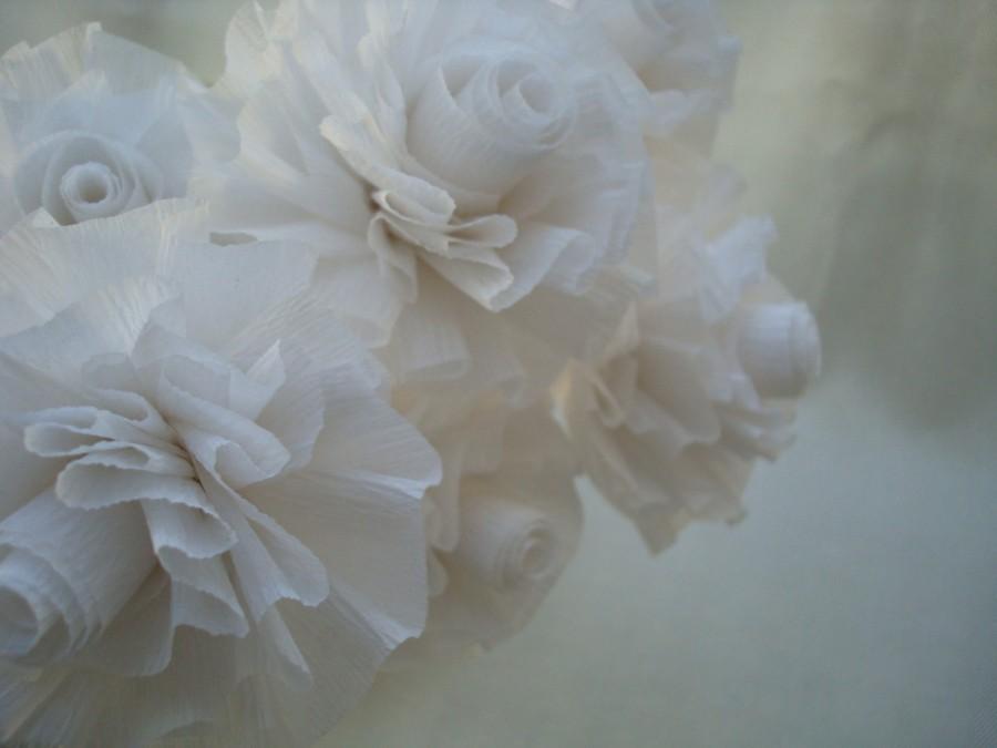 Mariage - Seven Ice White Wedding Crepe Paper Roses...ART DECO STYLIZED FLOWERS