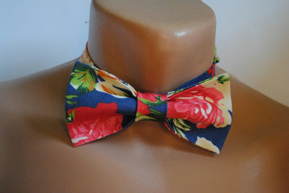 Hochzeit - Bow tie Flower tie Men's bow tie Wedding styled bowtie Floral pattern Blue rose ornamental Men's tie with style Boss day gift Korbata Flora