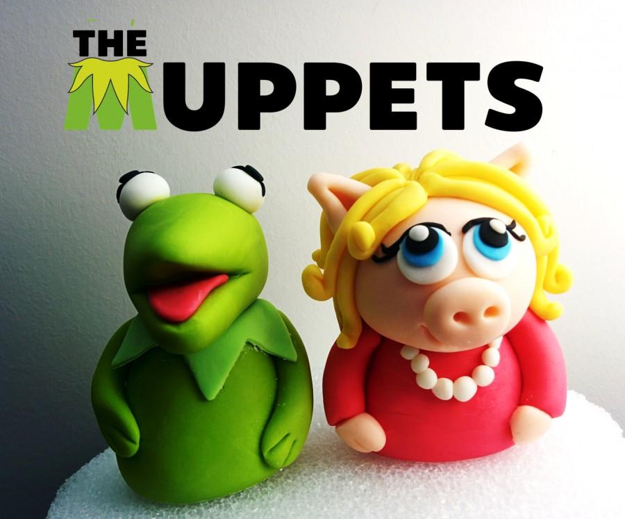 Wedding - Kermit & Piggi by Muppets Fondant Cake Topper. Ready to ship in 3-5 business days. "We do custom orders"