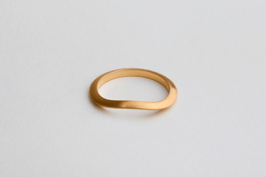 Wedding - Curved wedding ring, Sway gold ring, stacking ring, 18 karat yellow gold band, String slim ring, womens wedding band, art jewelry, Disrupted