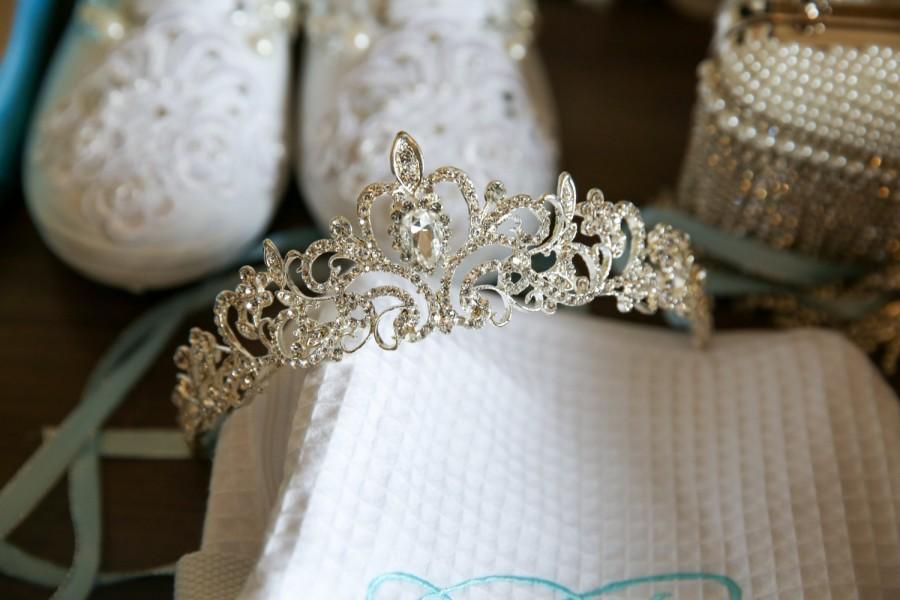 Hochzeit - Ready to Ship ****Wedding Tiara / Sweet 16 Tiara/Gorgeous Tiara Austrain Sparkly Beautiful