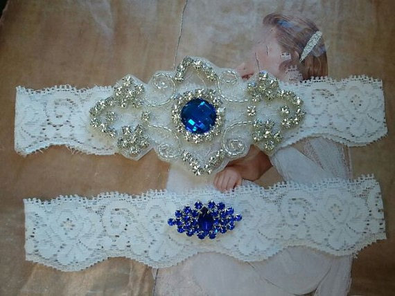 زفاف - SALE - Wedding Garter, Bridal Garter, Garter Set - Something Blue Crystal Rhinestone on a White Lace - Style G2110