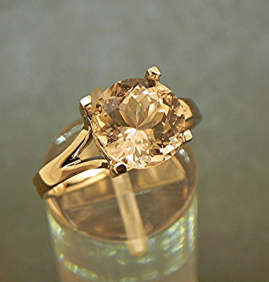 Hochzeit - AAA Pink Morganite 10mm Round 3.71 carat in 14K Rose gold ring. 1833 y