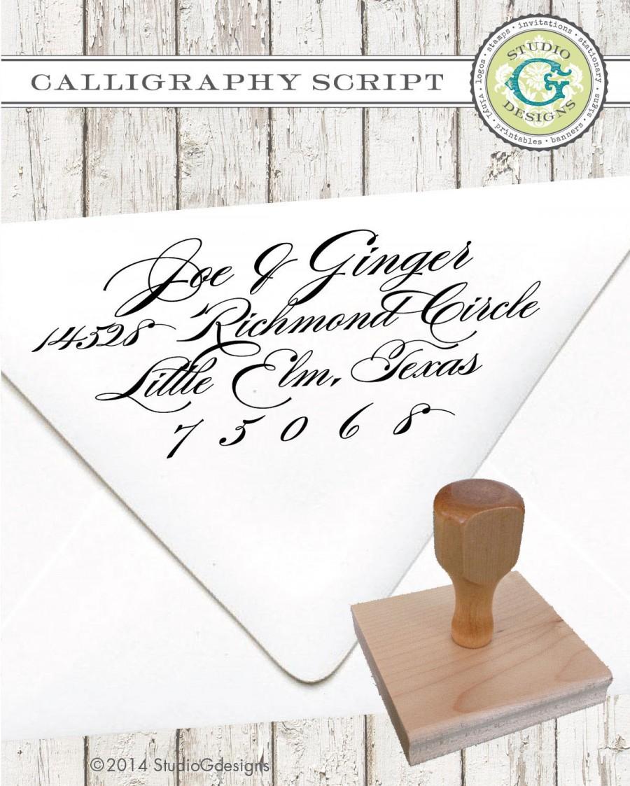 زفاف - Return Address Stamp – 1.5x3 inches CALLIGRAPHY SCRIPT 18 fonts – Personalized Custom Wedding Paper Goods
