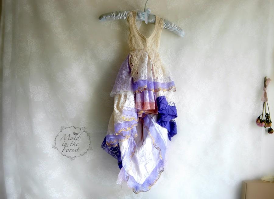 Свадьба - Girls size 5-6. Pink purple beige bohemian flower girl. Mori Girl dress with loads of lace. Rustic flower girl.