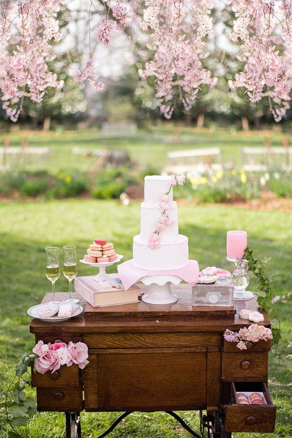 Mariage - Cherry Blossom Wedding Inspiration