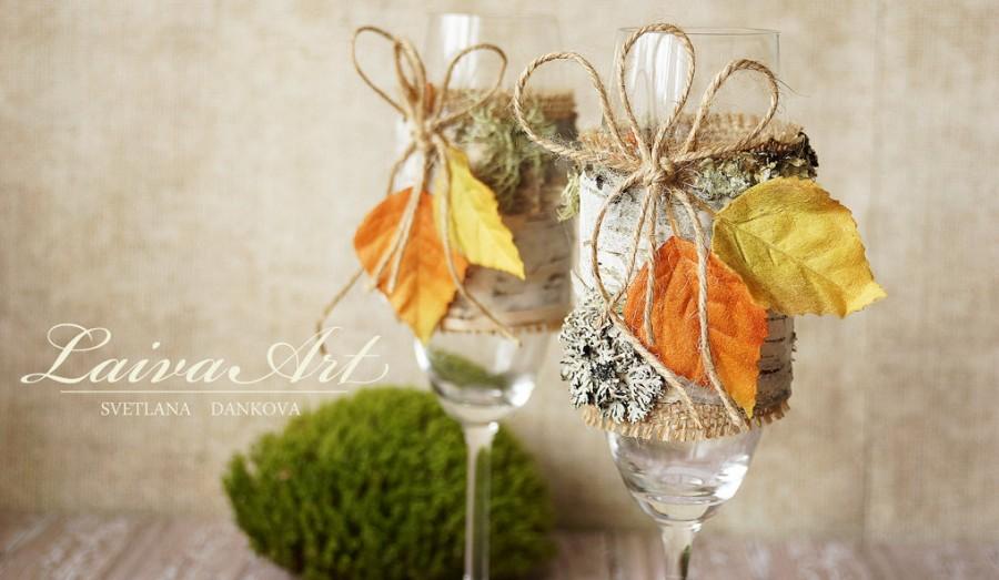 Свадьба - Personalized Rustic Fall Holiday Wedding Champagne Flutes Wedding Toasting Flutes Fall Wedding Glasses Thanksgiving wedding