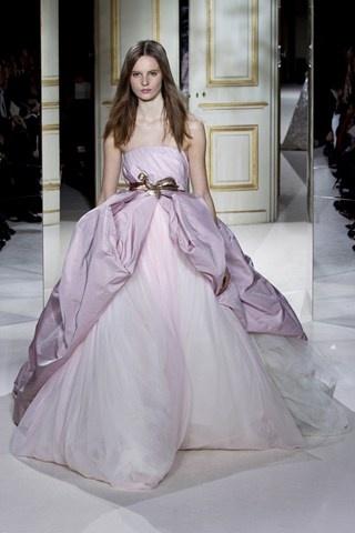 Hochzeit - Bridal Inspiration From Couture Fashion Week Spring/Summer 2013 (BridesMagazine.co.uk)