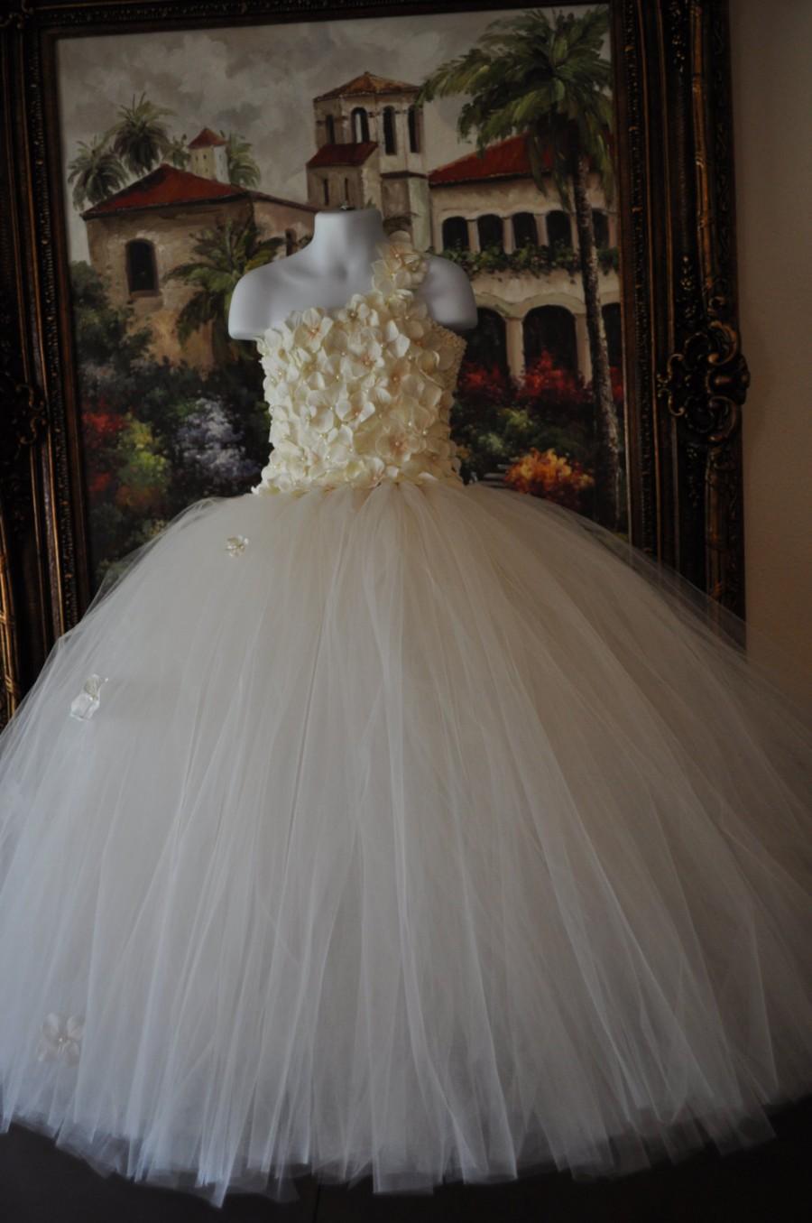 Hochzeit - Girls Special Occasion Dress, Ivory Flower Girl Dress, Toddler Ivory Dress,Girls Ivory Tutu Dress,Infant Flowergirl Dress,Wedding Tutu Dress