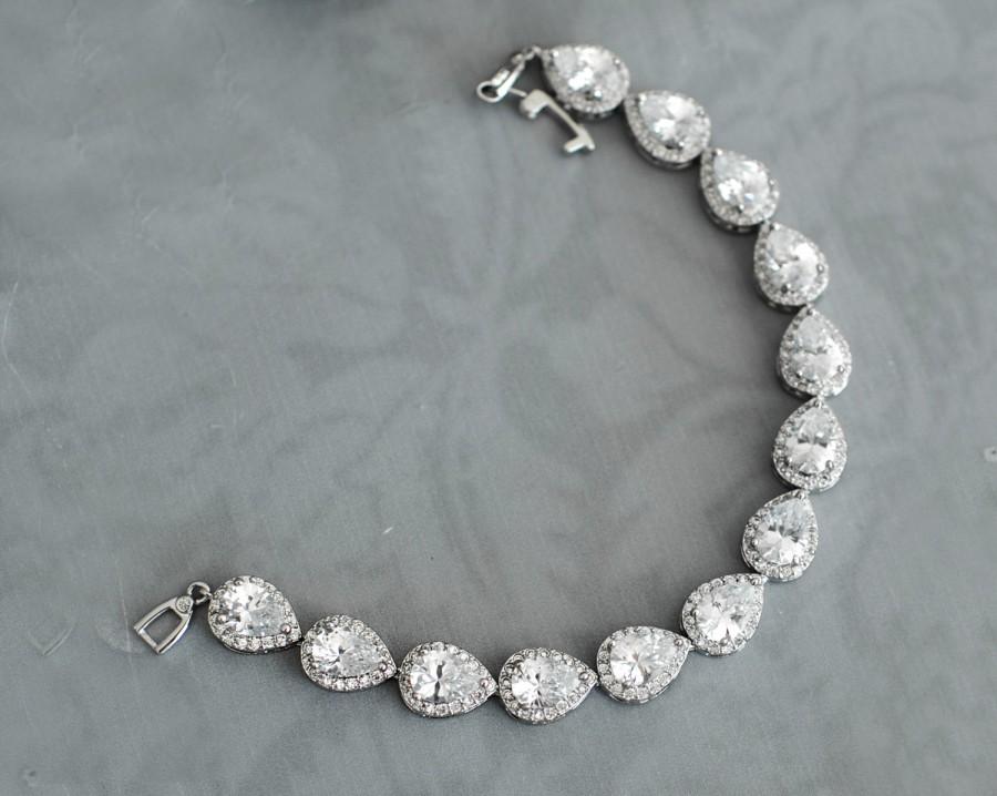 Mariage - 1920s Bridal Bracelet, Vintage Style Gatsby Bracelet, Art Deco Bracelet, Pear Shape Crystal Wedding Bracelet, Bridesmaid Bracelet - 'JOELLE'