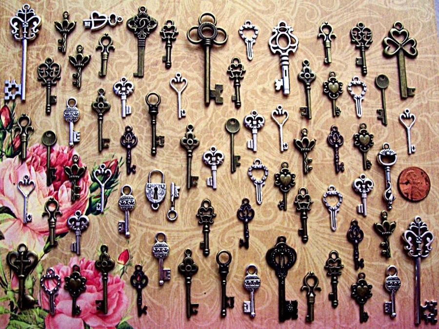 Wedding - 62 New Bulk Lot Skeleton Keys Charms Jewelry Steampunk Wedding Beads Supplies Pendant Collection Reproduction Vintage Antique Look Crafts