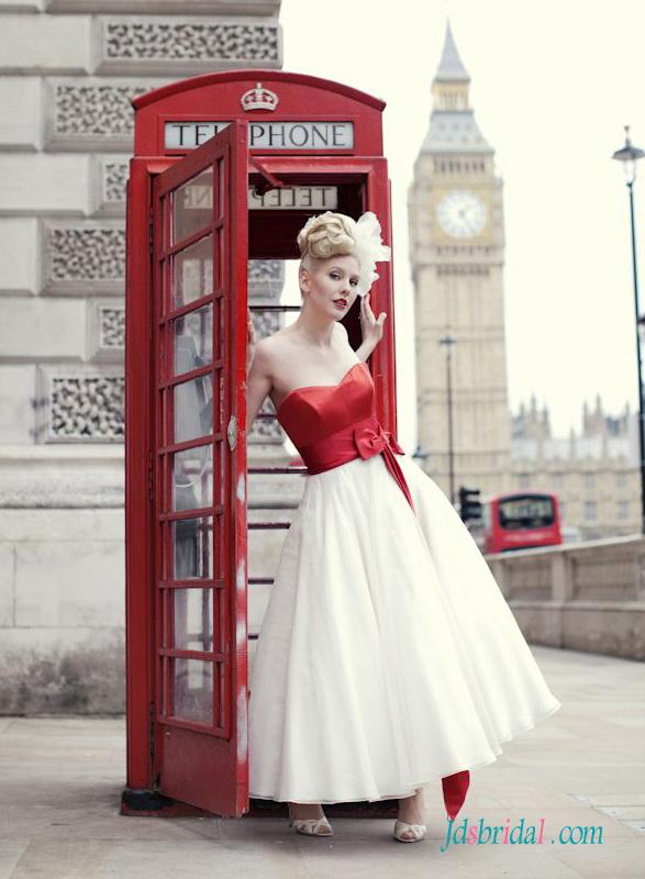 Mariage - Rock retro red and white tea length wedding dress