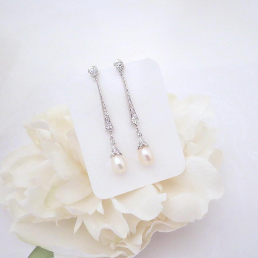 Mariage - Long Bridal earrings, Pearl drop Wedding earrings, Art Deco earrings, Wedding jewelry, Crystal earrings, Freshwater pearl earrings, Vintage