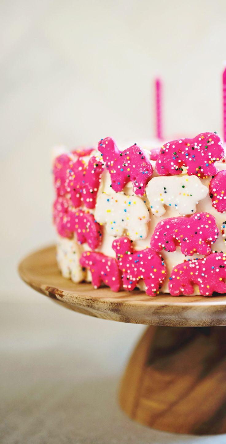 Mariage - Animal Cookie Birthday Cake • A Subtle Revelry