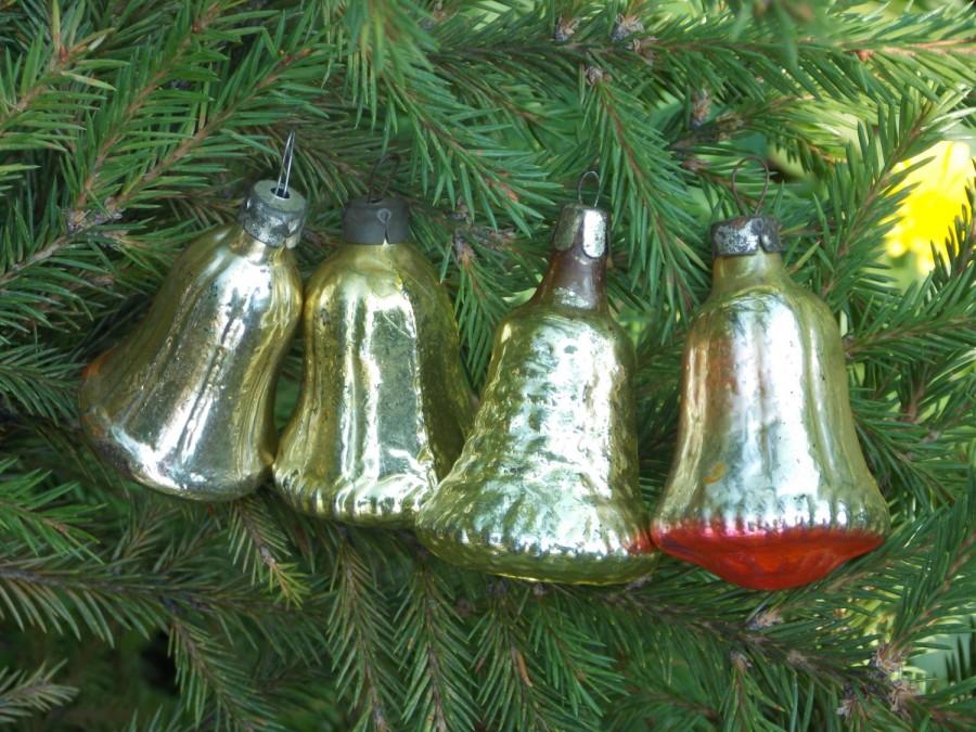 Hochzeit - Gold silver bells baubles vintage Christmas Ornaments mercury glass Holiday Decor Jingle Bells Christmas Decoration Collectors bells tree