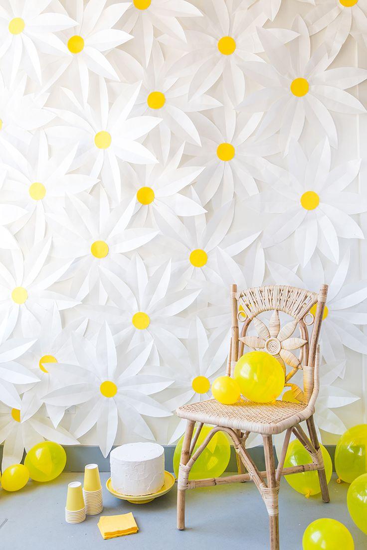 Wedding - DIY Paper Daisy Backdrop And Video