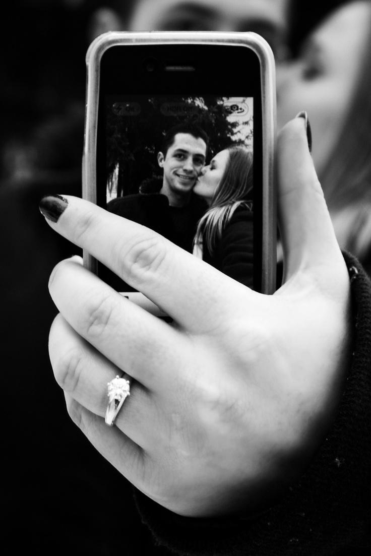 Hochzeit - The Best Engagement Ring Selfie Pictures