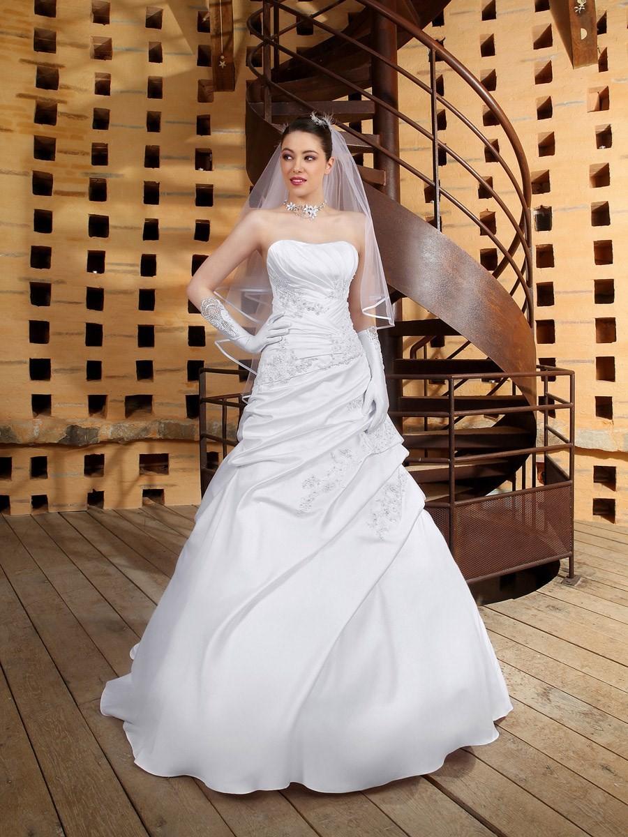 Wedding - Bella Sublissima, Nomade - Superbes robes de mariée pas cher 
