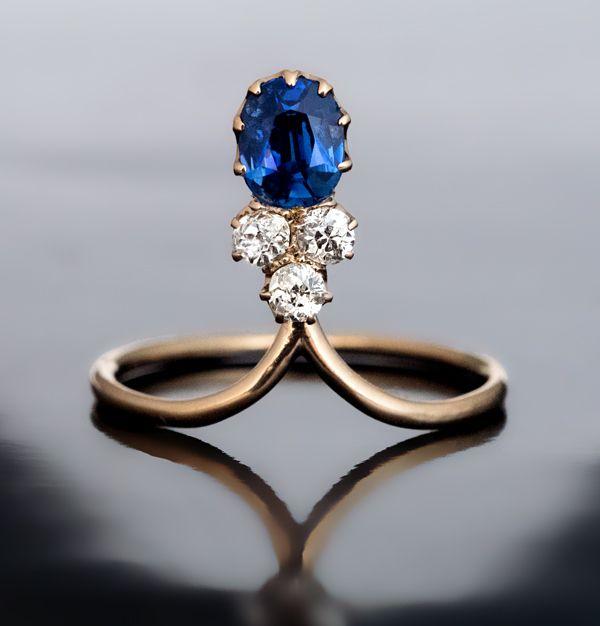 زفاف - Antique Art Nouveau Sapphire Diamond Flower Ring