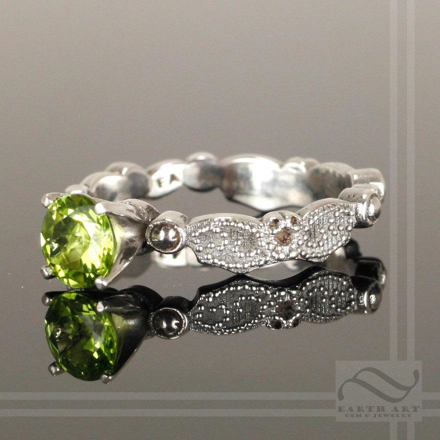 Wedding - Vintage Styled Leaf Engagement Ring with Peridot - Sterling Silver