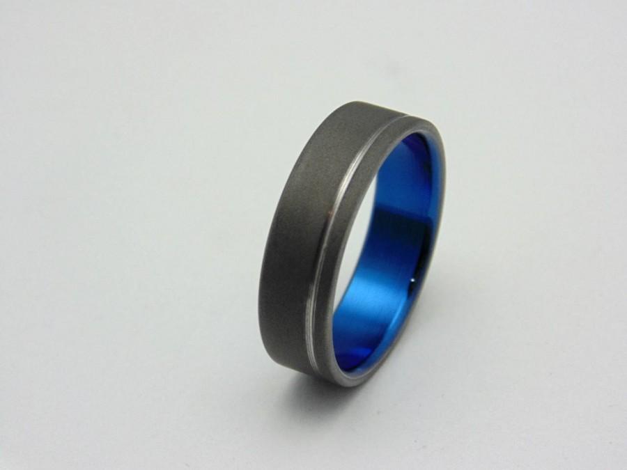 Hochzeit - Mens Titanium ring with Electron Blue lining and polished groove,  Handmade titanium wedding band