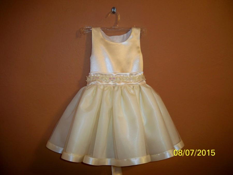 Hochzeit - Girls Ivory Satin Special Occasion Dress.