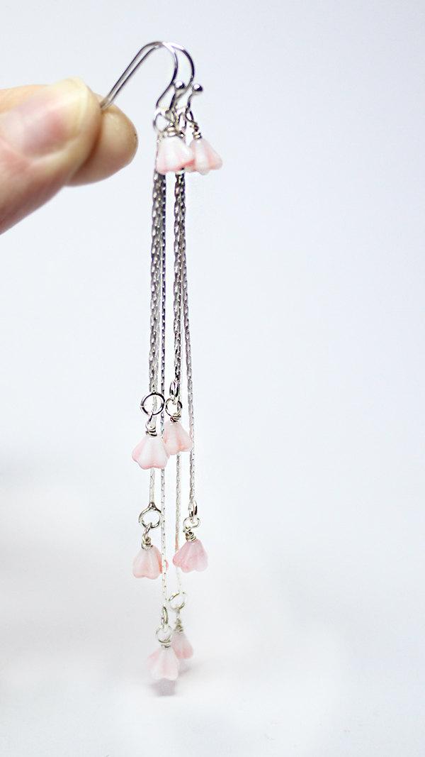 Свадьба - coral pink cascade earrings white pink kawaii sakura jewelry blush pink long cluster earrings summer jewelry ready to gift  corail rose пя3