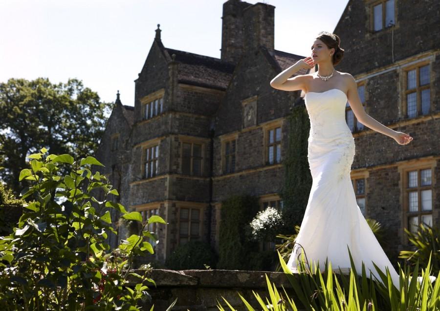 Wedding - Romantica Campaign Shot Canterbury - Stunning Cheap Wedding Dresses