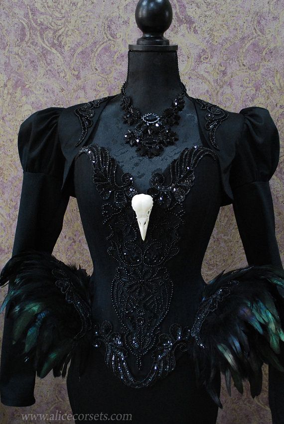 زفاف - Black Swan Haute Goth Corset Dress ~ Gothic Feathers Raven Skull Witch Costume ~ Vampire Wedding Ball Masquerade ~ Halloween Outfit Corsetry
