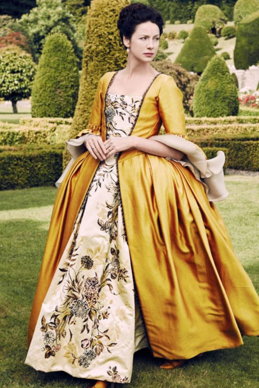 Mariage - Why Outlander Has 10,000 Costumes For Season 2