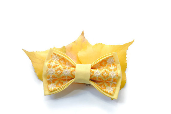 Mariage - Yellow bow tie Embroidered bowties Bowtie for men Greate to coordinate with bridesmaid dress in Gold Daffodil Lemon Marygold Gift ideas him