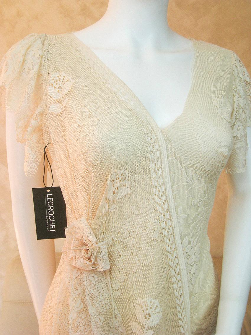 Свадьба - Bohemian lace wedding dress with an asymmetrical train, bridal dress from Nottingham lace, boho wedding dress, beach lace wedding dress