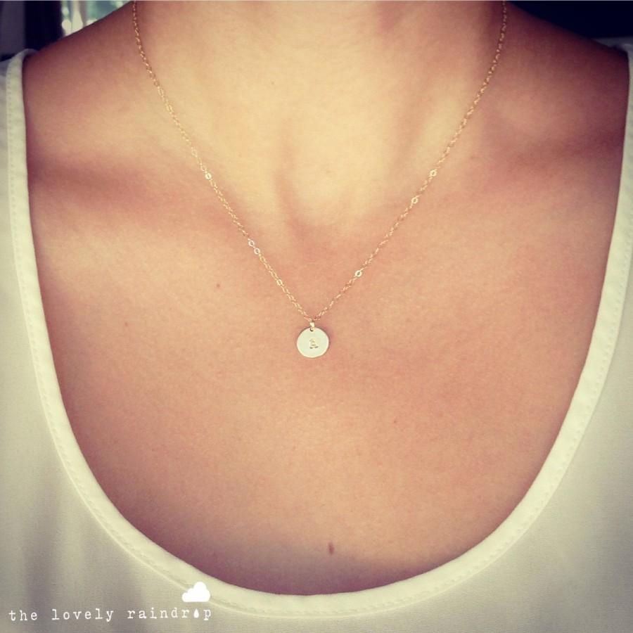 Mariage - SALE - Tiny Customized Initial 9mm Disc Necklace in gold - Little Dainty Circle Disc Charms - Personalized - Bridal Gift - thelovelyraindrop