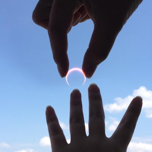 زفاف - Japan Shows The Beauty (and The Craziness) Of The Solar Eclipse