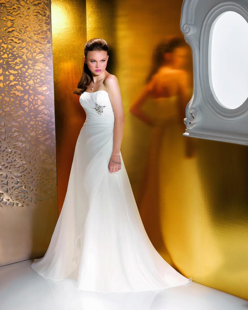 زفاف - Simple A-line Strapless Beading Ruching Sweep/Brush Train Organza or Chiffon Wedding Dresses - Elegant Evening Dresses