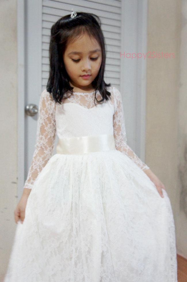Hochzeit - Ivory Flower girl dress, Rustic flower girl dress, Beach flower girl dress, Lace flower girl dress, Off-White dress, Destination Wedding