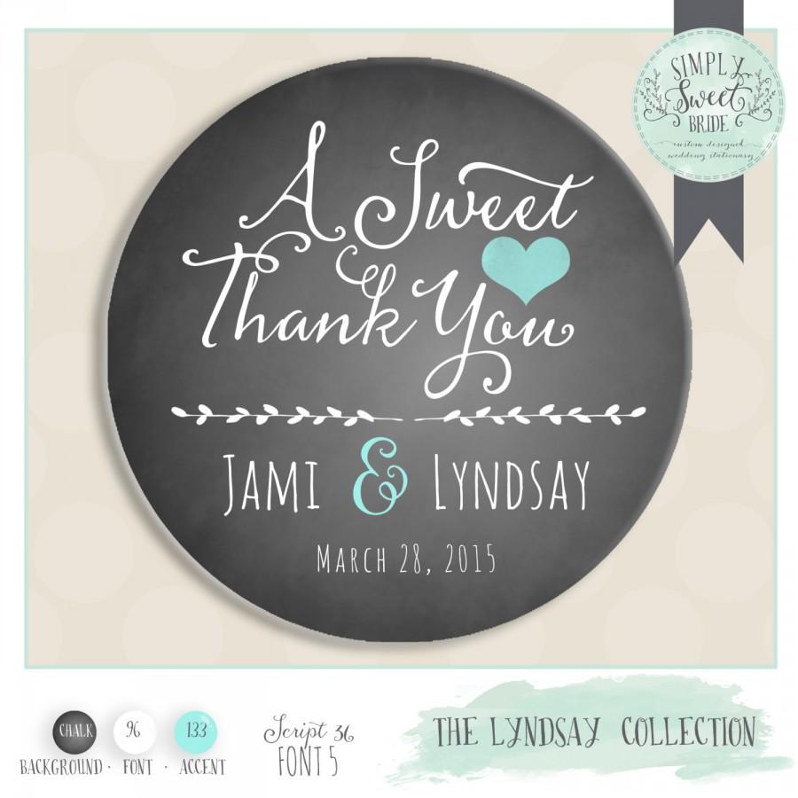 Свадьба - personalized wedding label. Color of Choice. Size 2" Round. A sweet thank you. Lyndsay  collection Rustic CHALKBOARD. Custom favor sticker