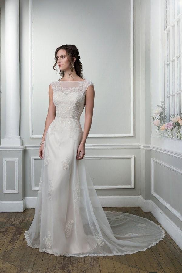 Hochzeit - Lillian West Style 6383 - Fantastic Wedding Dresses