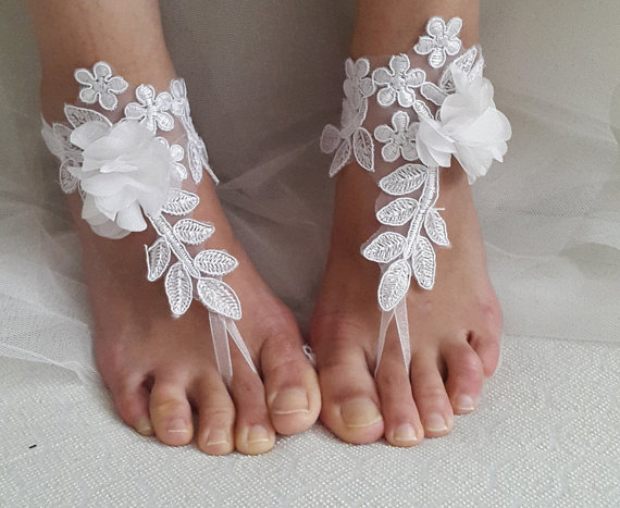 Wedding - bridal accessories, white,lace, wedding sandals, shoes, free shipping! Anklet, bridal sandals, bridesmaids, wedding gifts.......