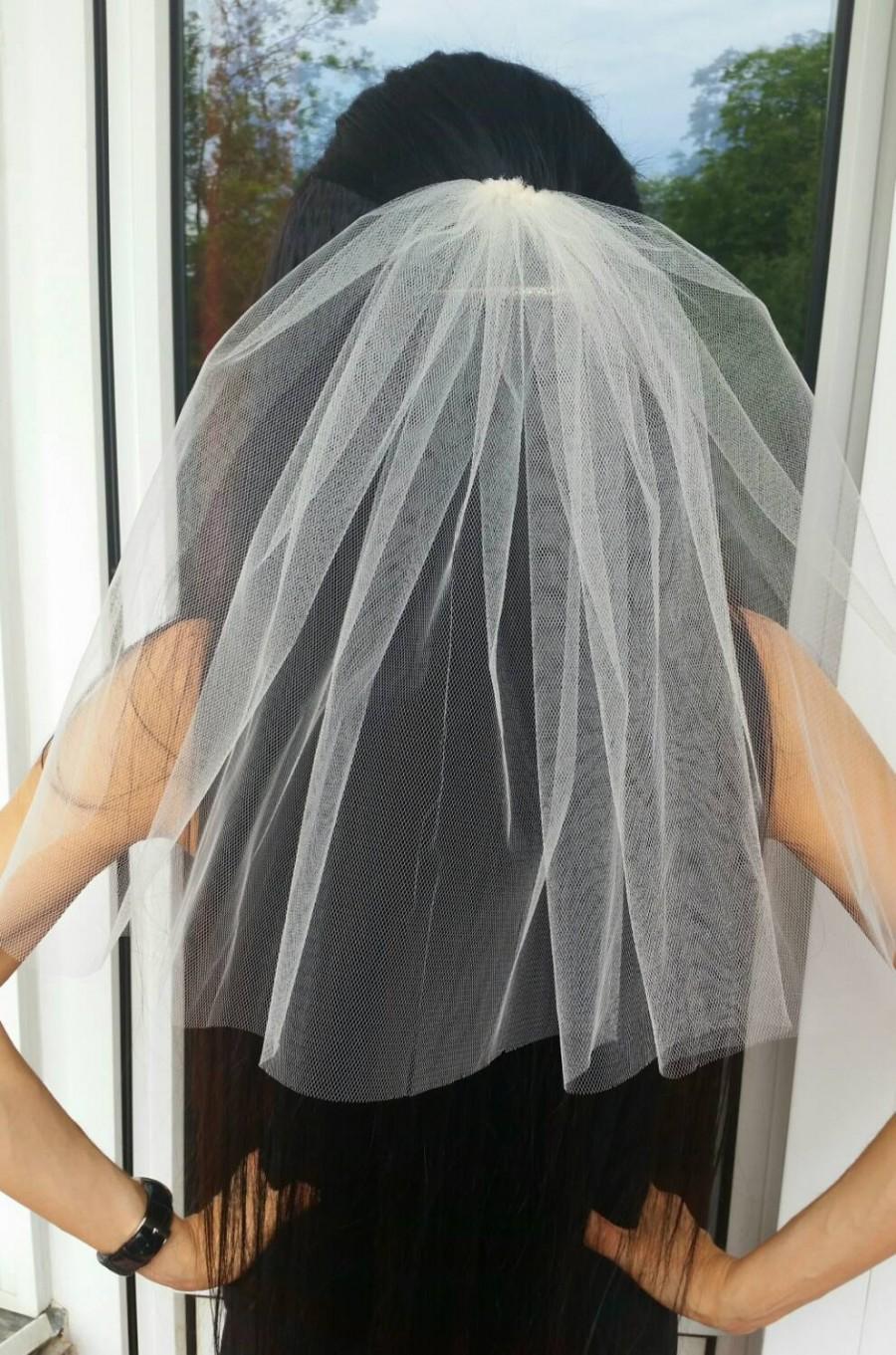 زفاف - Bachelorette party 1-tier Veil IVORY, short length. Bridal shower veil, bachelorette veil, hen party veil, bride to be veil, idea, gift