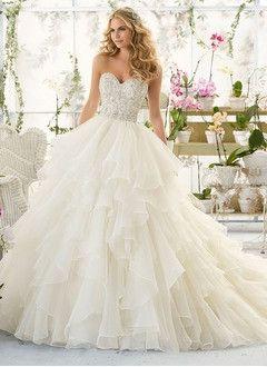 Hochzeit - Strapless Sweetheart Wedding Dress