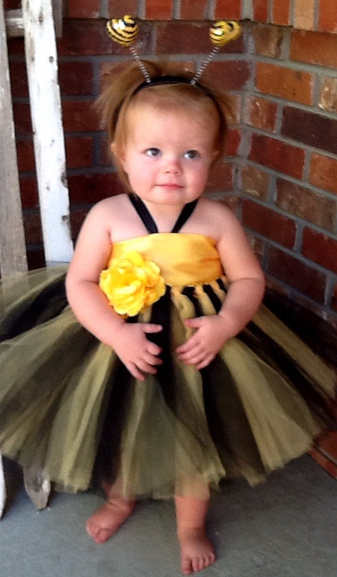 Mariage - little miss bumblebee tutu with matching headband & removable sash, halloween dress, special occasion dress, dress up