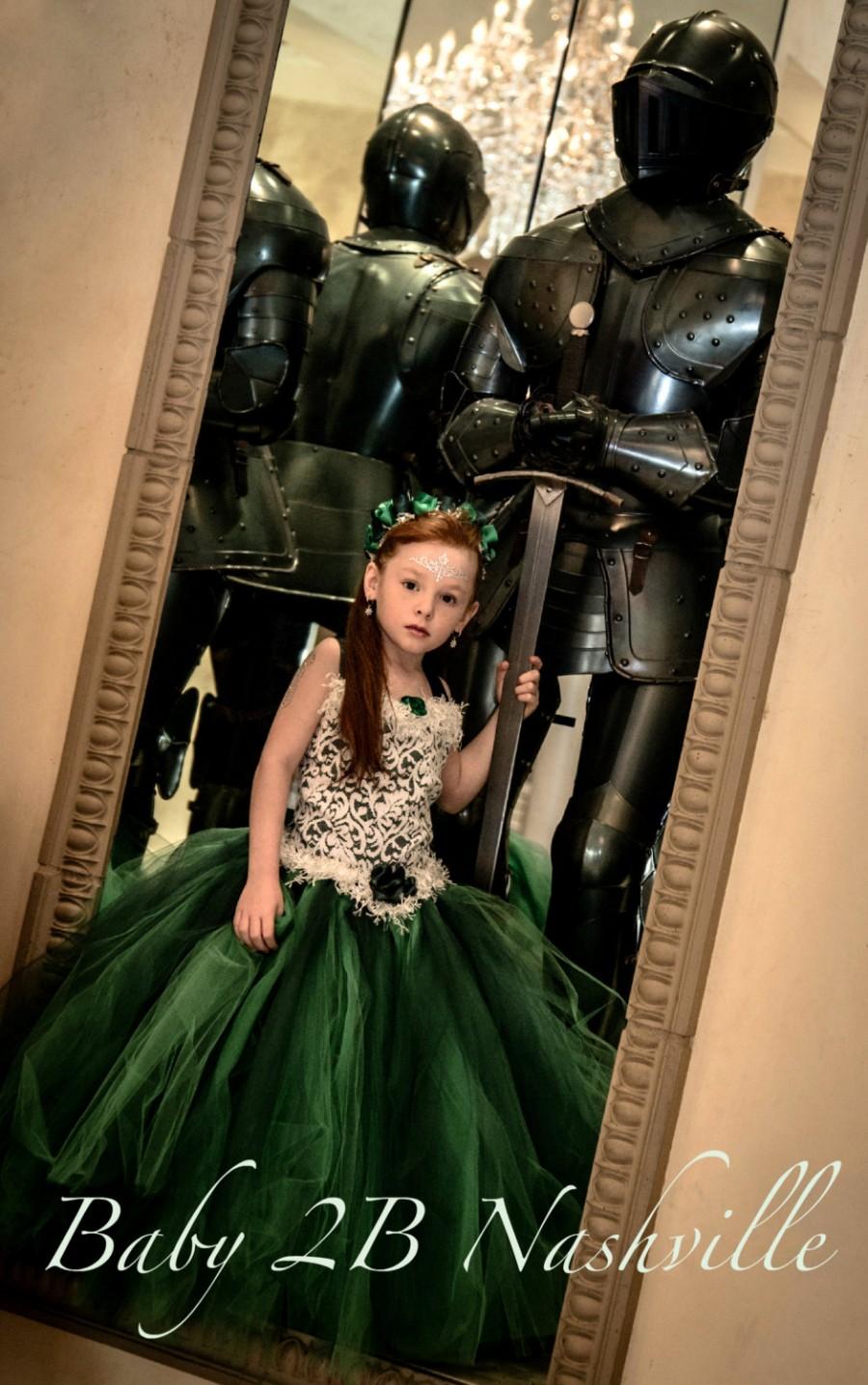 Hochzeit - Flower Girl Dress Emerald Green Dress  Princess Costume  Wedding Flower Girl Tutu Dress   All Sizes Girls