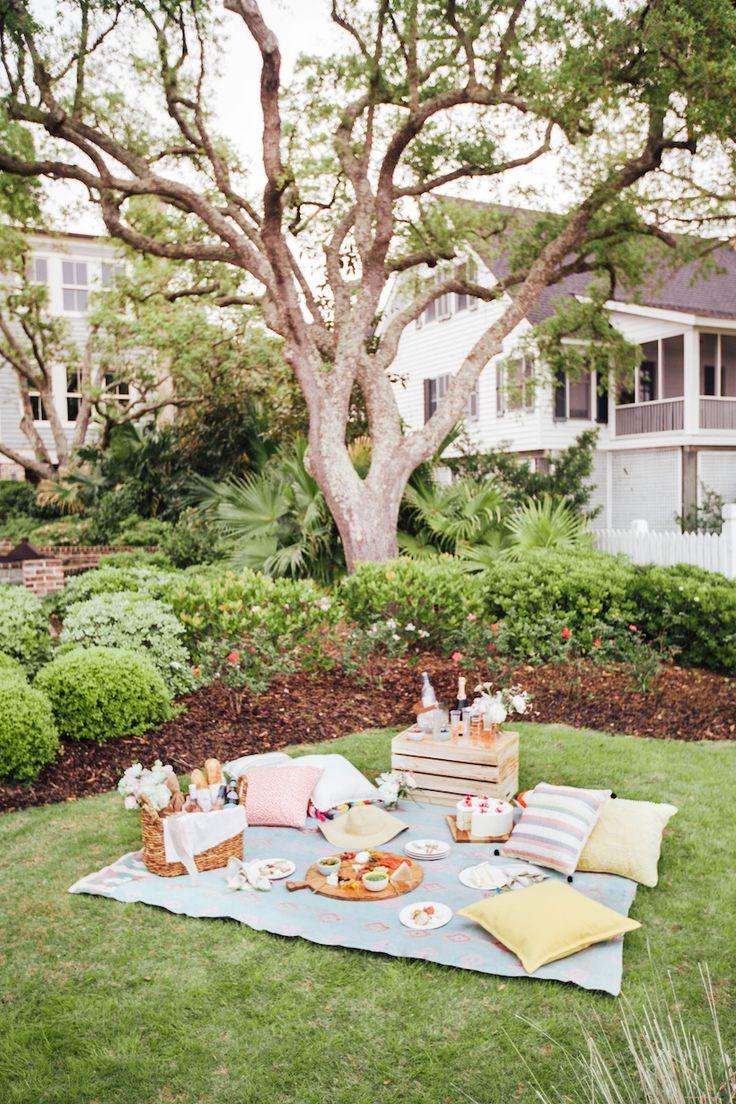 Hochzeit - How To Picnic Like An Event Planner