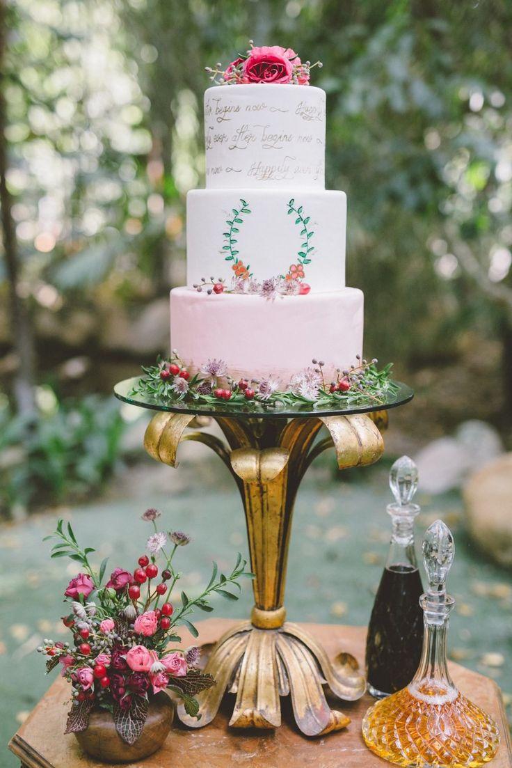 Mariage - Garden Fairytale Valentine Wedding Inspiration