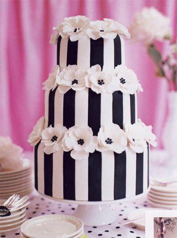 Свадьба - Black And White Wedding Cakes Photograph 